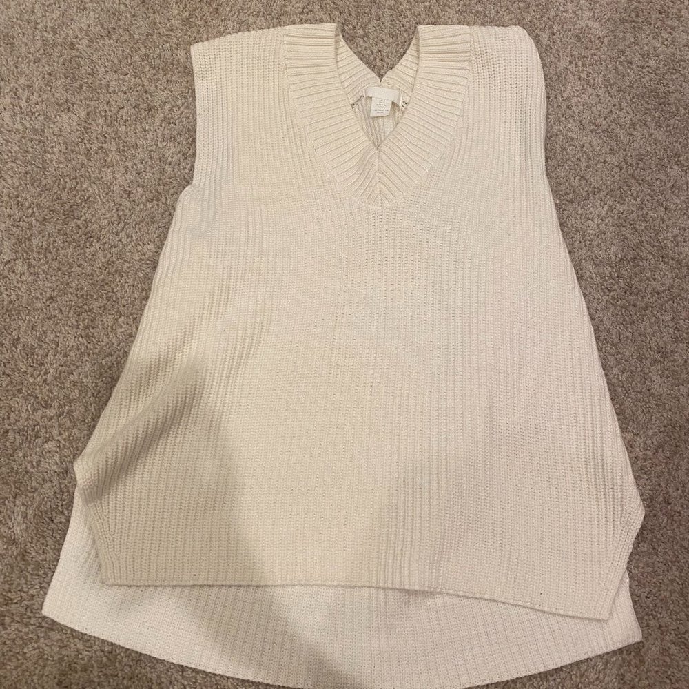 H&M Cream Oversized Sweater Vest (Size Small)
